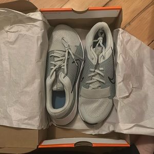 NWT Nike MC Trainer 2 - Women’s size 8.5